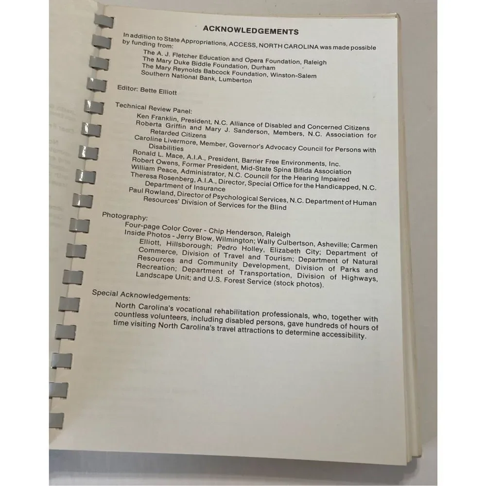 Access NORTH CAROLINA a Vacation Guide book for person(s) with Disabilities 1985